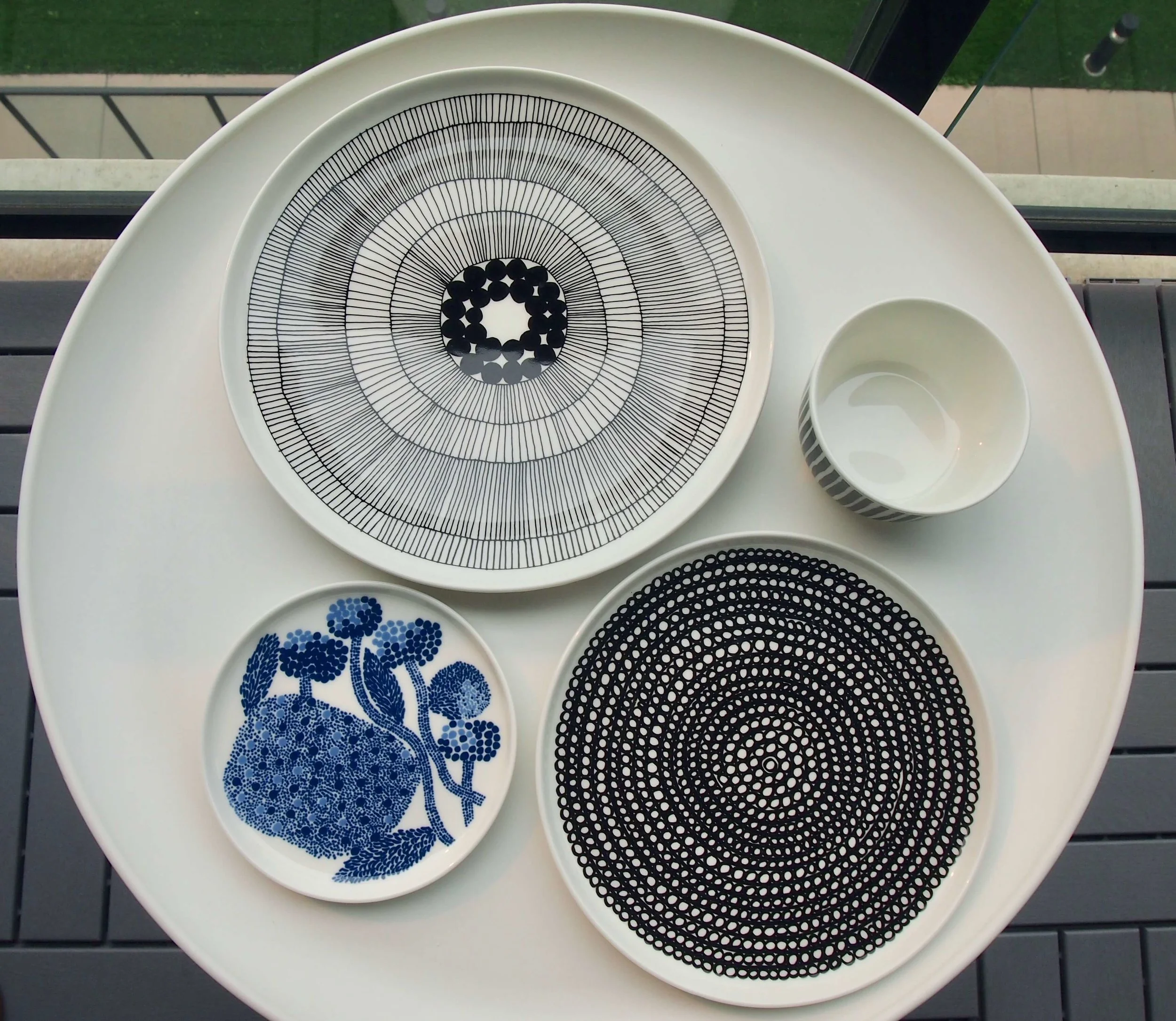 魅力的な北欧ブルーミンステリプレート!愛用マリメッコ食器類を 魅力的な北欧ブルーミンステリプレート!愛用マリメッコ食器類を